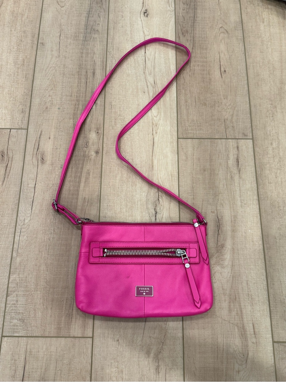 Fossil Women's Crossbody Bag in Bright Pink